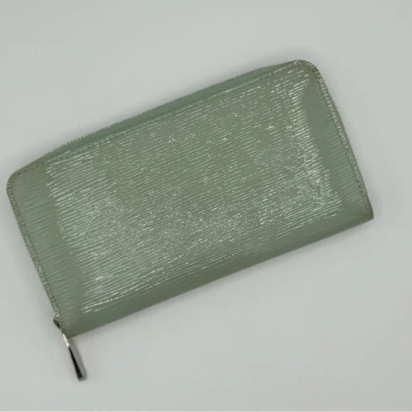 Louis Vuitton Epi Electric Zippy Wallet Amande